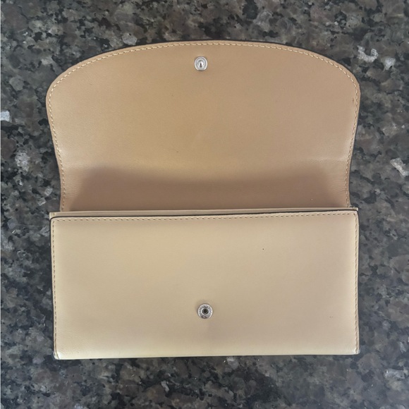 Coach Ashley Women's Beige and Brown Wallet - Picture 3 of 6